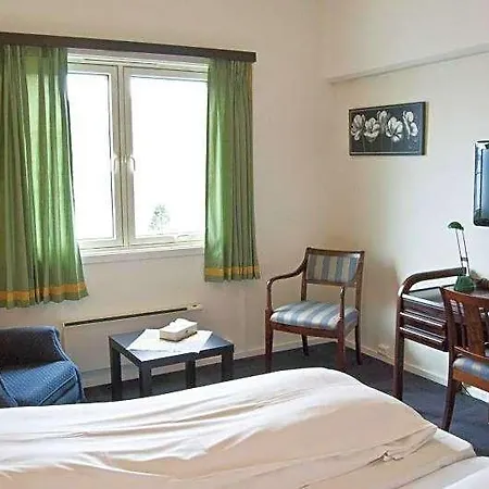 Hotel Hotell, Drivers 3*